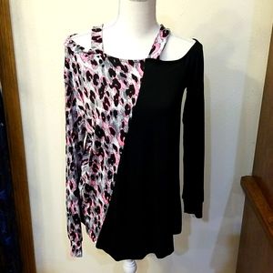 Sew On Love drop shoulder top sz SM